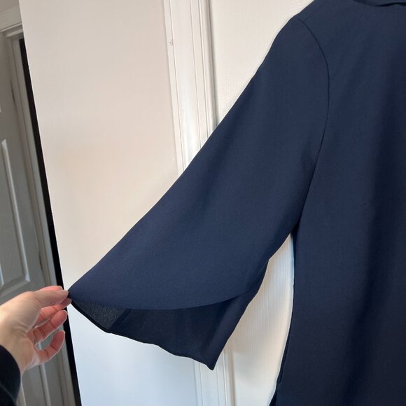 Banana Republic Tulip Sleeve Top Navy Size XSP - Picture 4 of 6